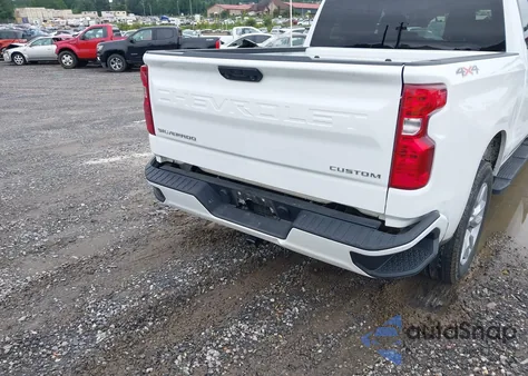 2023 Chevrolet Silverado 1500 4Wd Short Bed Custom из США, поврежденный, VIN 3GCPDBEK1PG264293